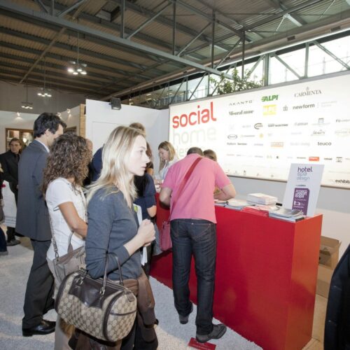 visitatori-esposizione-9.jpg